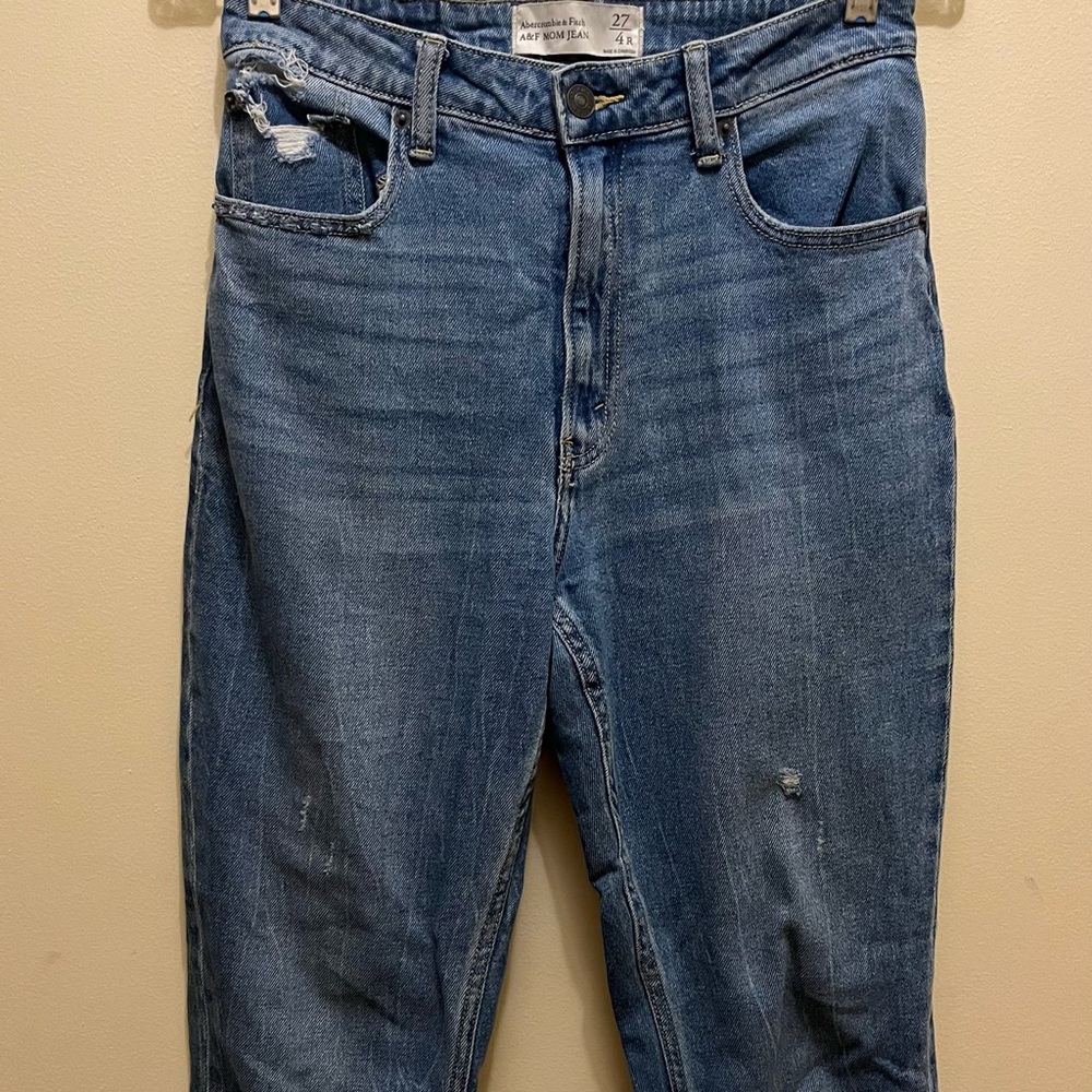 Abercrombie and Fitch Mom Jean